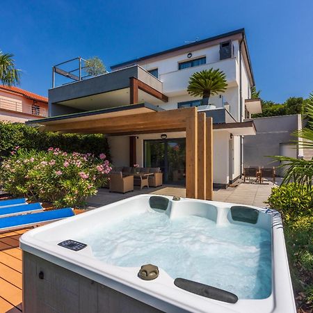 Апартаменты Relax Derossi 2 Цриквеница Экстерьер фото
